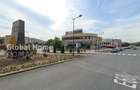 Spațiu comercial, de 1,900 mp, în Dacia - 10