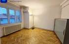Apartament cu 4 camere decomandat în P-ța Victoriei - 8