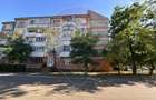 Apartament cu 3 camere decomandat în Central - 2