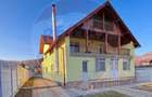 Casă cu 10 camere cu Teren 1074 Mp în Moieciu - 4