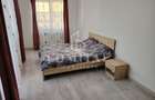 Apartament cu 3 camere decomandat în Florești - 2