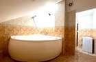 Inchiriez apartament 2 camere - 5