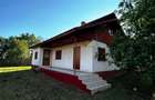 Casă cu 3 camere cu Teren 4000 Mp în Pârscov - 2