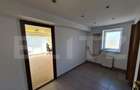 Casă cu 7 camere cu Teren 756 Mp în Central - 13