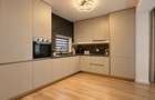 Casa de inchiriat Tunari AeroCity, 3 dormitoare, 3 bai, curte 400m