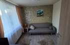 Inchiriez apartament cu o camera la casa