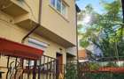 Casă cu 9 camere cu Teren 190 Mp în 13 Septembrie - 4