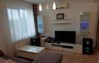 Apartament cu 3 camere decomandat în Străulești - 2