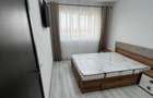 Apartament cu 2 camere semidecomandat în Tractorul - 1