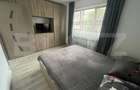 Apartament cu 2 camere decomandat în Micro 4 - 5