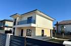 Casă individuală cu 4 camere cu Canalizare în Miroslava - 1