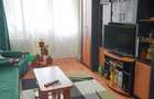 Apartament cu 3 camere semidecomandat în Rahova - 1