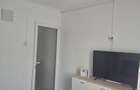 Apartament cu 3 camere decomandat în Costești - 2