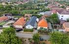 Casă cu 4 camere cu Teren 403 Mp în Sânleani - 1