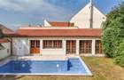 Casă individuală cu 7 camere cu Canalizare în Cristian - 14