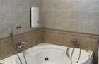 Vand spatiu comercial ?i casa de locuit - 7