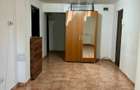 Inchiriez apartament 2 camere, spatios, parter - Capsa - 3