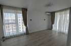 Apartament cu 3 camere decomandat în Sisești - 6