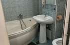 Inchiriez apartament 1 camera decomandat 38 mp et 1 - 3