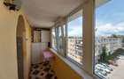 Apartament cu 2 camere decomandat în Tractorul - 1