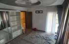 Casă cu 5 camere în Vitan - 7