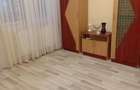 Apartament 3 camere, decomandat, Micro 20 - 2