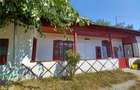 Casă cu 3 camere cu Teren 4658 Mp în Ghimpați - 2