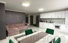 Apartament cu 3 camere semidecomandat în Dâmbul Rotund - 1