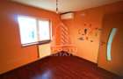 Apartament cu 3 camere, decomandat, 2 balcoane, 2 bai,etaj intermediar - 1