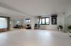 Apartament cu 4 camere decomandat în Casin - 12