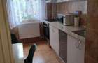 De vanzare apartament cu 3 camere - 1
