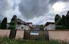Casa moderna 4 camere, 30 ari teren, 4 anexe la 20 de minu - 5
