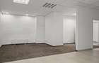 Spațiu comercial, de 195.39999389648 mp, în - 8