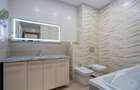 Apartament cu 3 camere decomandat în Tractorul - 30