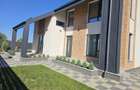 Vila Bucium-Visan, cartier privat, 700 mp teren, 4 camere 3 bai - 2