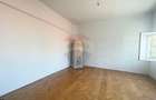 Casă cu 3 camere cu Teren 140 Mp în Central - 3