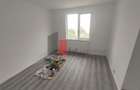 Apartament cu 3 camere decomandat în Apărătorii Patriei - 6