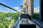 Apartament cu 3 camere *prima inchirere* //loc de parcare/ zona Herast