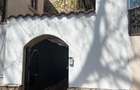 3 camere de inchiriat
