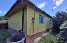 Casa de vanzare in centrul comunei Sanger, jud.Mure? 100 mp + teren intravilan 3.300 mp