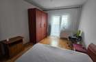 Camera disponibila in apartament de 3 camere pentru un baiat - 2