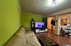 apartament 3 camere decomandat, 2 bai, 2  balcoane,centrala gaz,parcare, 99000 e