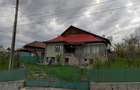 Vand casa Provita de Jos,(P+E+M), avand teren 3250 mp, livada pe rod, la drumul principal, 3 camere (potential de 6) - 15
