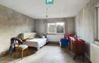 Casa cu 4 camere + anexe in ?ofronea - 6