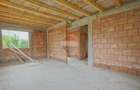 Casa / Vila cu 4 camere de vanzare