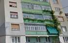 Apartament cu 3 camere decomandat în Kogălniceanu
