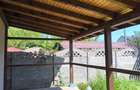 Casa de vanzare la rosu - 2