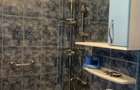 Vand apartament , 3 camere , renovat , etaj 1 , zona Unic , central - 10