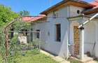 Casă cu 5 camere cu Teren 1375 Mp în Frumușani - 6