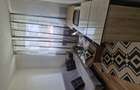 Camera de camin cu baie proprie - 4